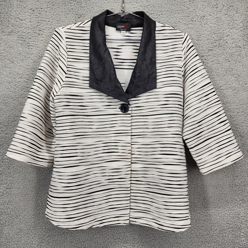 Andria Lieu Collection Textured Blazer‎ Black White Faux Leather Collar Large